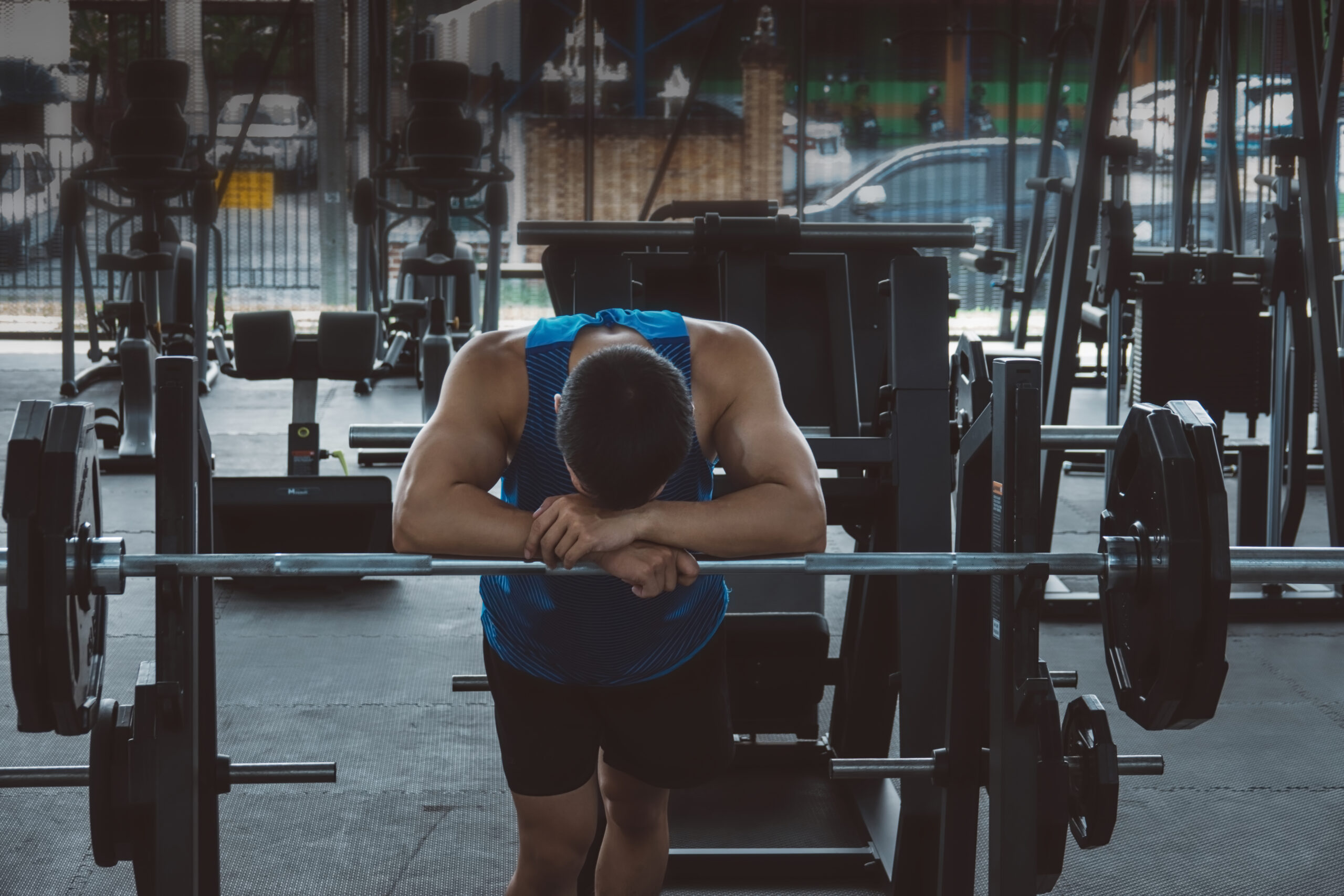 5 Sinais de Que Seu Corpo Precisa de Descanso, Não de Mais Treino